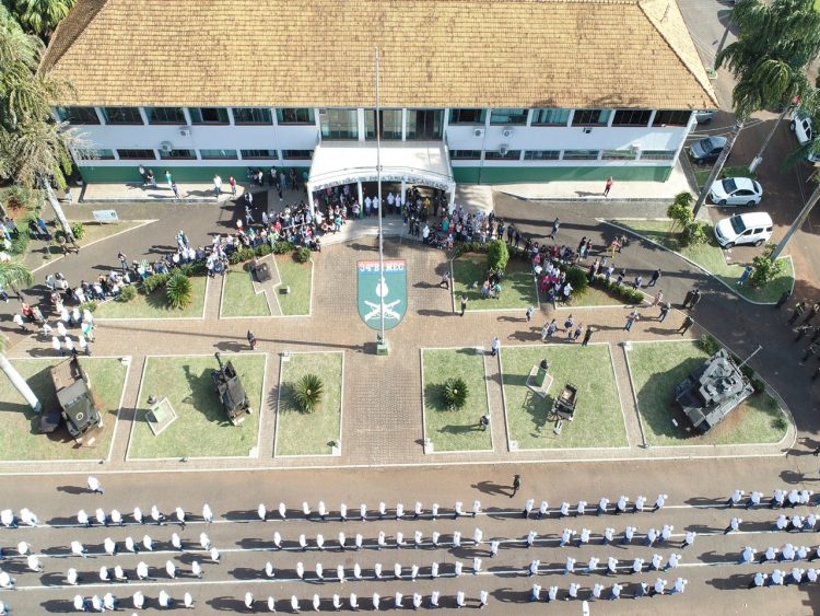Exército recebe veteranos em evento no Batalhão de Foz