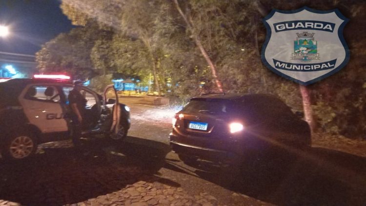 Veículo furtado no Jardim Naipi é recuperado pela GM na Vila Yolanda