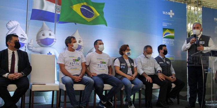 Ministro da Saúde garante o fortalecimento da vacinação em cidades de fronteira