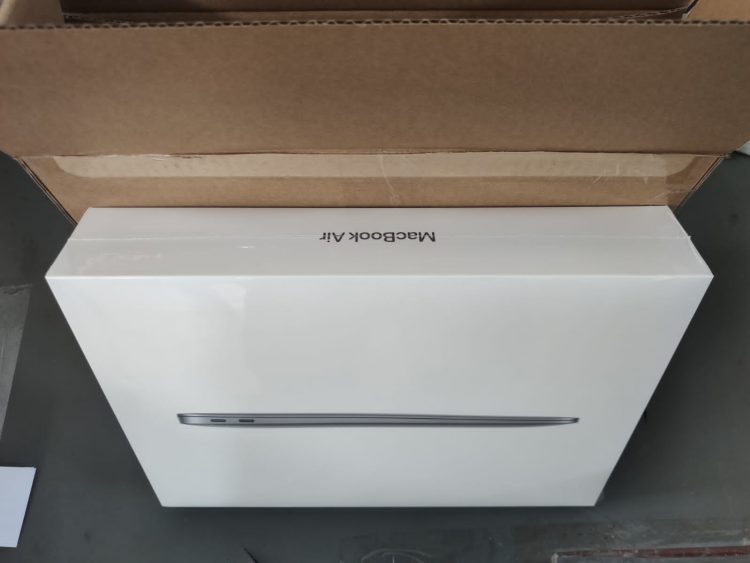 Mercadorias irregulares são retidas no Centro de Distribuição de Remessas Postais