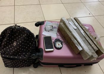 Mulher é presa em flagrante por tráfico de drogas na rodoviária de Foz