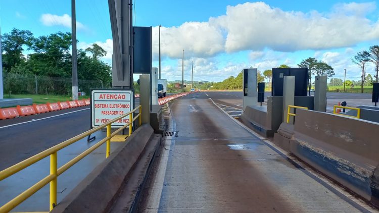 Primeiro fim de semana sem pedágio na BR-277 é tranquilo na região oeste