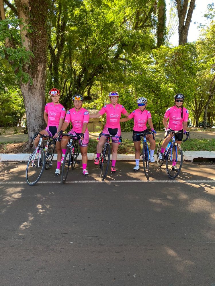 Delegação iguaçuense retorna das etapas estaduais do Japs e Jojups com 15 medalhas