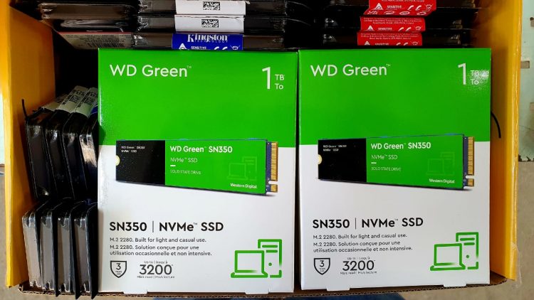 Mercadorias estrangeiras irregulares são retidas no Centro de Remessas Postais de Foz