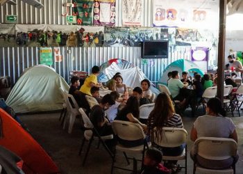 Fluxo de migrantes do Brasil e Venezuela aumenta no norte do México