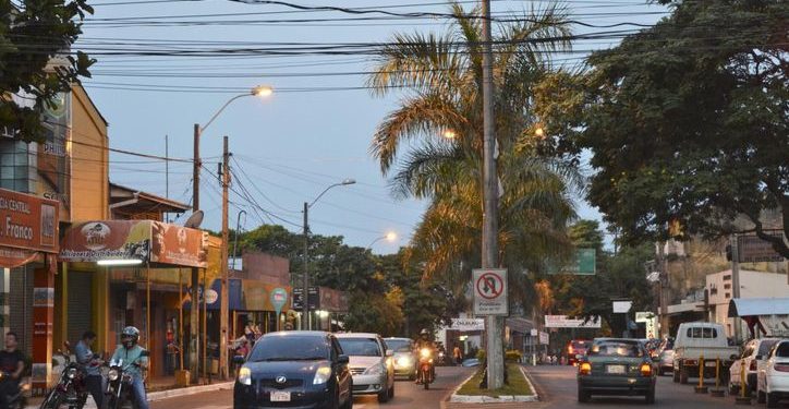 Comerciantes paraguaios pleiteiam instalação de loja franca em Presidente Franco