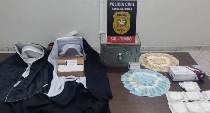 Homem que se passava por freira para realizar procedimentos médicos é preso