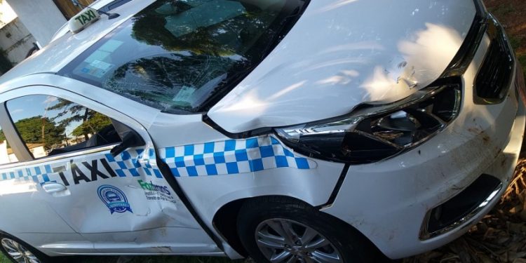 Acidente envolvendo taxista brasileiro no Paraguai deixa homem ferido