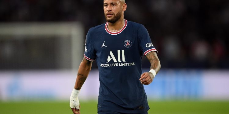 Os maiores salários do futebol mundial em 2021