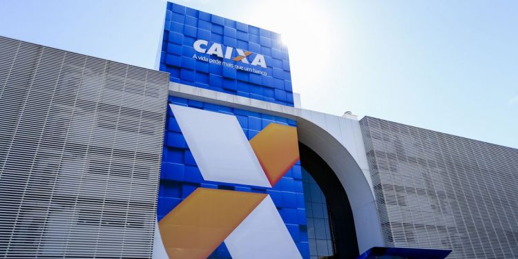 Caixa paga hoje Auxílio Brasil a cadastrados com NIS final 0