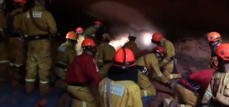 Sobe para sete o número de mortos em desabamento de caverna em SP