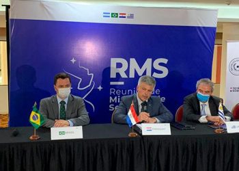 PF acompanha ministro da Justiça do Brasil em reunião internacional em Cidade do Leste