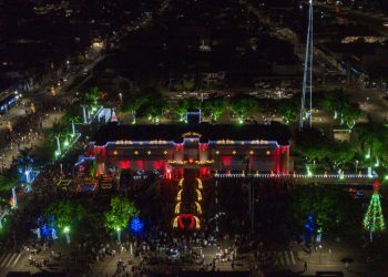Santa Terezinha de Itaipu também se enfeitou para o Natal