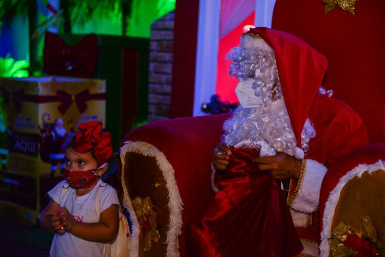 Santa Terezinha de Itaipu também se enfeitou para o Natal