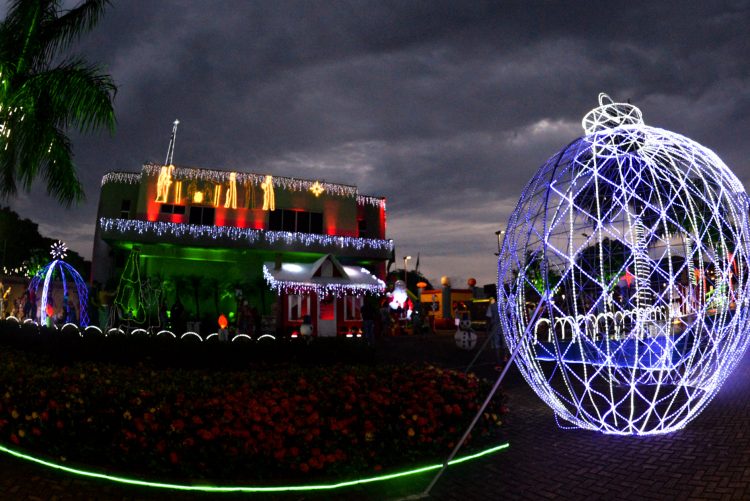 Santa Terezinha de Itaipu também se enfeitou para o Natal