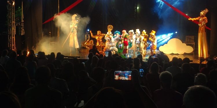 “A ponte mágica” traz história sobre a fronteira no Natal de Águas e Luzes