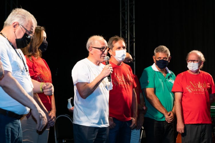 Famílias de Foz celebram o retorno do Natal ao Gramadão de Itaipu, na Vila A