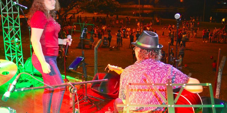 Semana começa com destaques na programação do Natal e Águas e Luzes