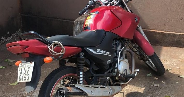 Homem furta moto no aeroporto, é perseguido e preso na Ponte da Amizade