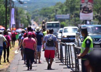Paraguaios iniciam peregrinação ao Santuário de Caacupé