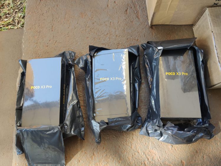 Receita Federal retém mercadorias irregulares no Centro de Distribuição de Remessas Postais de Matelândia