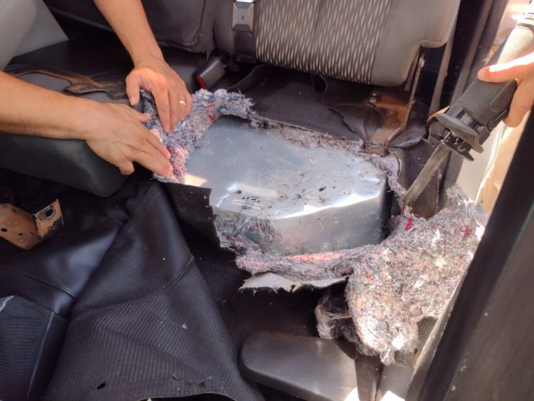 Polícia Militar apreende cerca de 300 kg de cocaína e prende três pessoas no Jardim Canadá