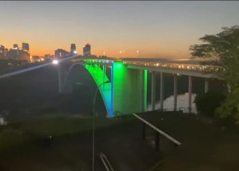 Iluminação temática da Ponte da Amizade começa nesta sexta-feira (10)
