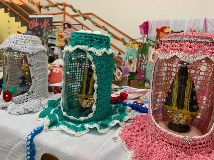 Feira de Natal dos Clubes de Mães é aberta no Centro de Convivência do Idoso