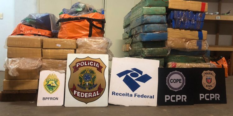 Forças de Segurança recuperam veículos e apreendem mais de uma tonelada de drogas