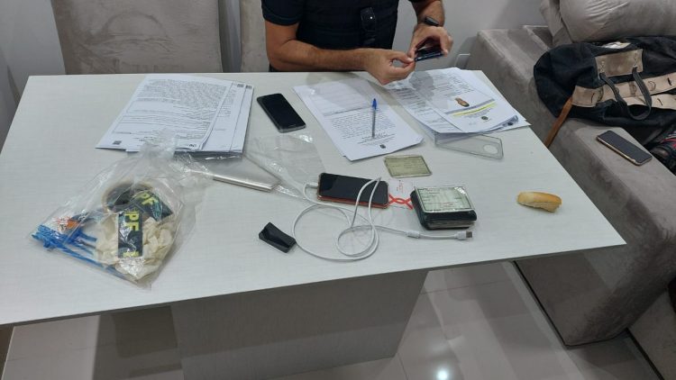 PF cumpre mandado em Foz contra investigados em roubo à banco em São Paulo