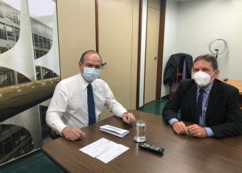 Cotas de compras em Foz chegam a US$ 1 mil