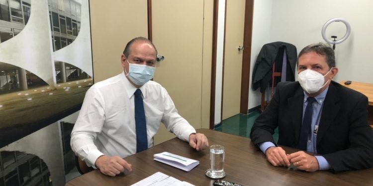 Cotas de compras em Foz chegam a US$ 1 mil