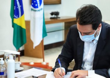 Governador sanciona reajuste de 3% para servidores públicos em 2022