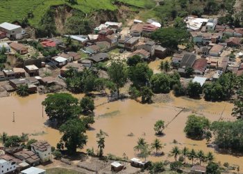 Bahia tem 220 mil pessoas afetadas pelas fortes chuvas