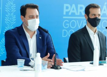 Governo do Estado propõe piso salarial de R$ 5,5 mil para todos os professores da rede pública