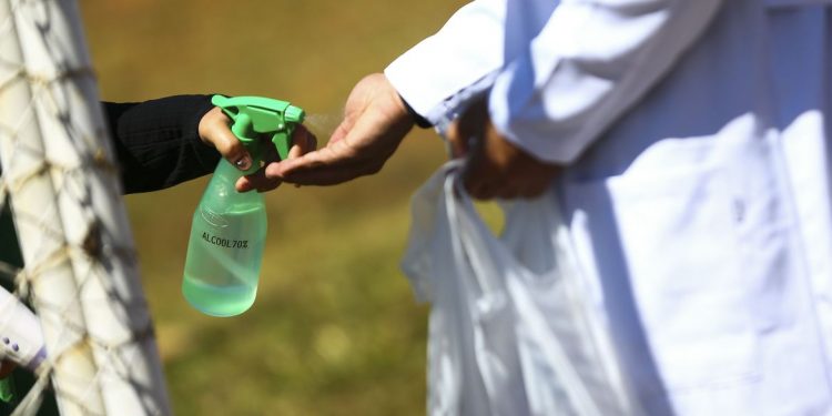 Ministério oferece mais de 21,5 mil vagas para Médicos pelo Brasil