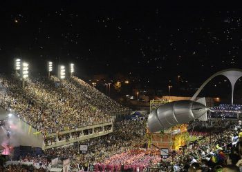 Comitê científico aprova carnaval no Rio e vacinação em crianças