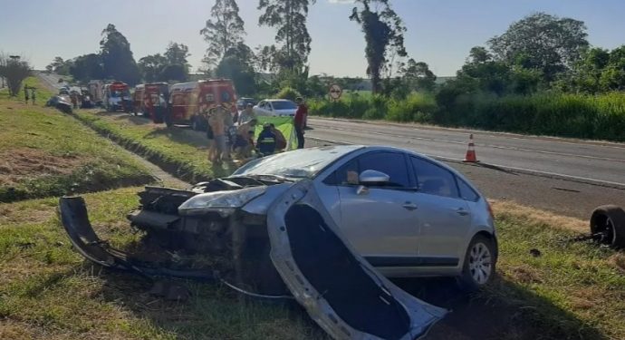 Sete pessoas ficam feridas em colisão frontal na BR 277, em Santa Tereza do Oeste