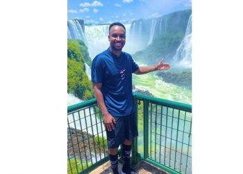 Thiaguinho passeia pelas Cataratas do Iguaçu