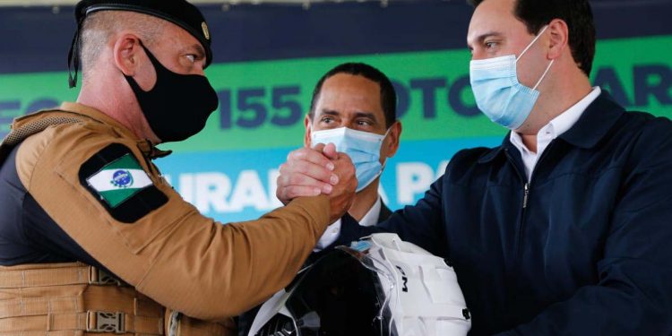 Estado quer implantar auxílio-alimentação de R$ 600 para polícias Civil, Militar, Científica e Penal