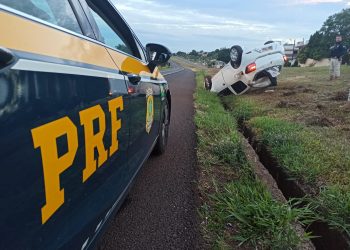 Após tentativa de fuga, PRF apreende 10 mil maços de cigarros contrabandeados