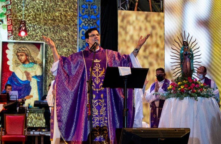 Natal de Águas e Luzes é aprovado por mais de 90% do público, indica pesquisa