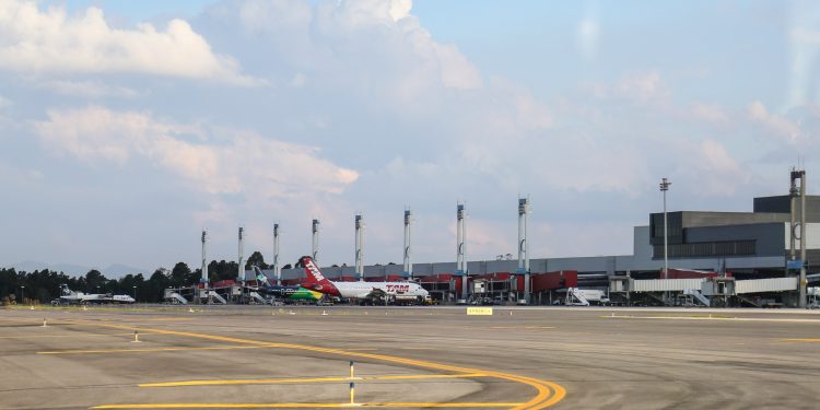 Procon notifica empresas sobre cancelamento de passagens aéreas e esclarece dúvidas