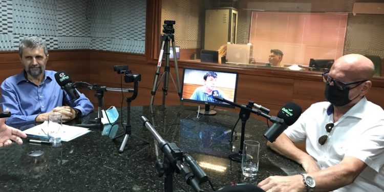 Observatório Social e Prefeitura debatem comprovante da vacina em Foz do Iguaçu