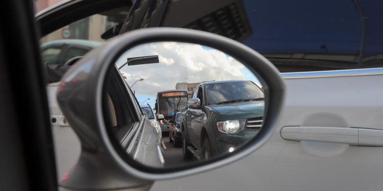 Detran passa a disponibilizar histórico dos veículos licenciados no Paraná gratuitamente