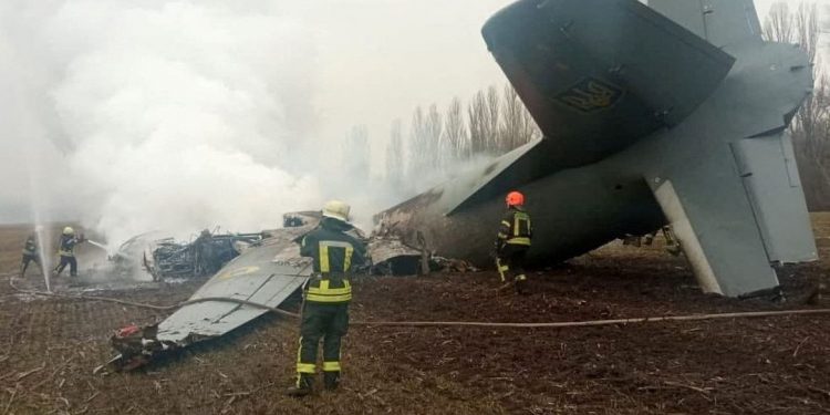 Rússia invade Ucrânia e conflito armado se inicia entre países