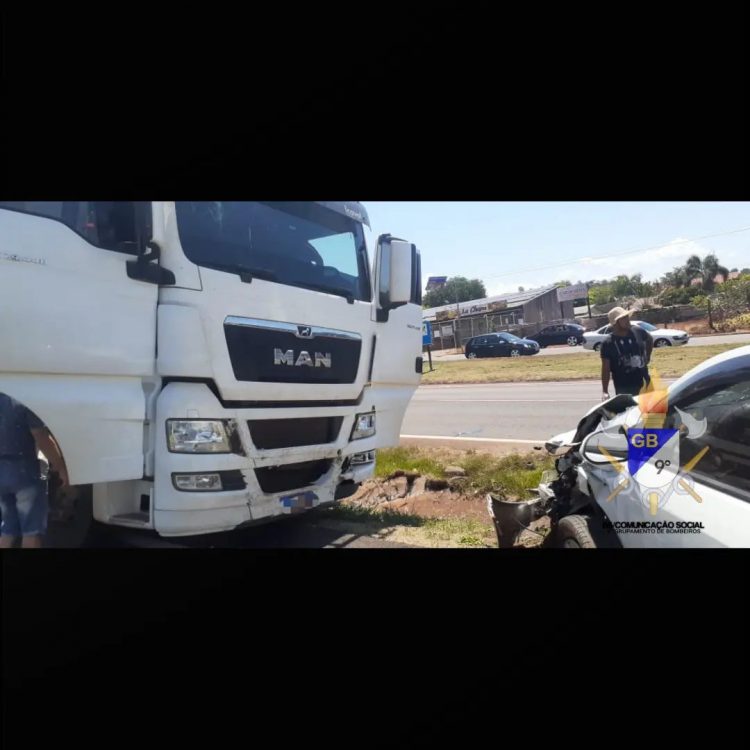 Siate atende casal ferido em acidente provocado por bandidos na BR 277