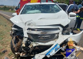 Siate atende casal ferido em acidente provocado por bandidos na BR 277