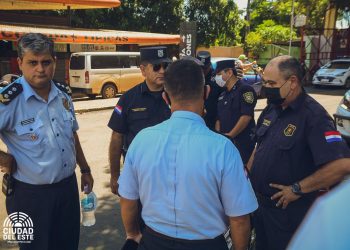 Paraguaios suspendem manifestação que pretendia fechar a Ponte da Amizade