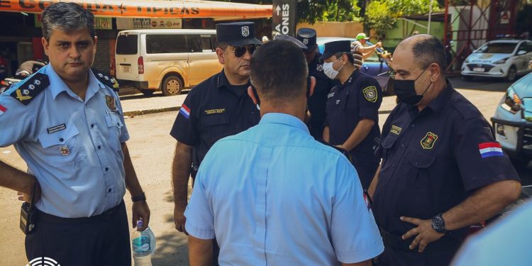 Paraguaios suspendem manifestação que pretendia fechar a Ponte da Amizade